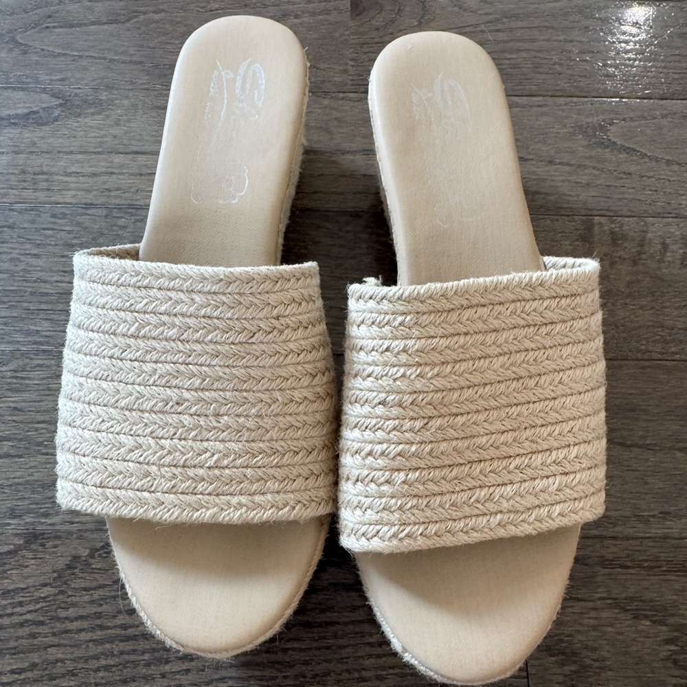 Sbicca Cream Platform Espadrille Slide Sandals Slip-On Jute Wedge Shoes Size 10